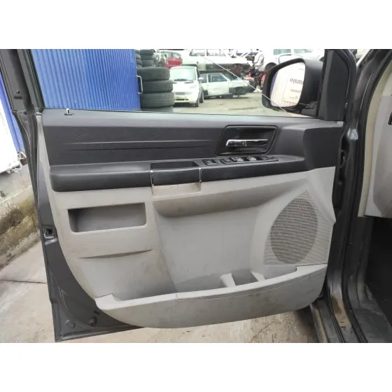 CHRYSLER GRAND VOYAGER '2010 2.8 CRD CAT GRIS OSCURO