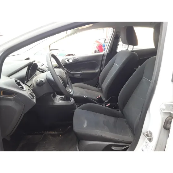 FORD FIESTA (CCN) '2013 * BLANCO