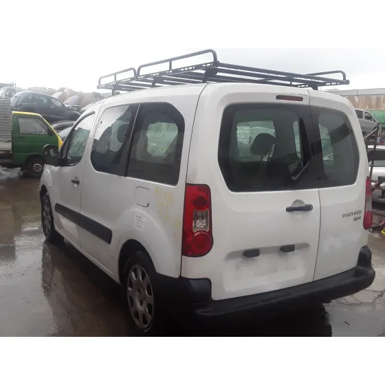 PEUGEOT PARTNER KOMBI '2010 CONFORT BLANCO