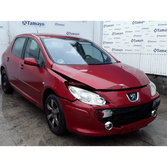 PEUGEOT 307 BERLINA (S2) '2006 1.6 HDI ROJO