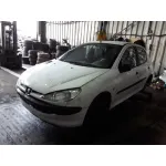 PEUGEOT 206 BERLINA PEUGEOT 206 BERLINA '2000 1.9 DIESEL BLANCO 1998