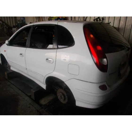 NISSAN ALMERA TINO (V10M) '2001 2.2 DCI DIESEL CAT BLANCO