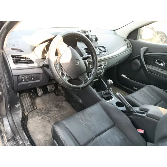 Renault MEGANE III COUPE (DZ0/1_) 2009