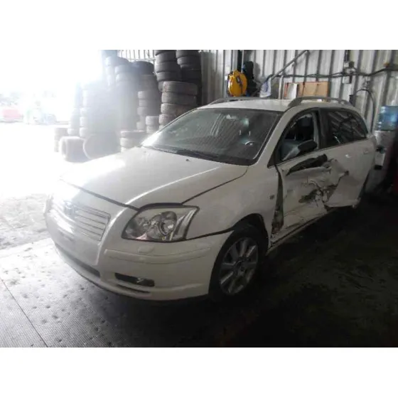 TOYOTA AVENSIS WAGON (T25) '2006 * BLANCO