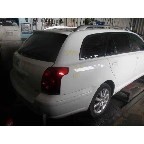 TOYOTA AVENSIS WAGON (T25) '2006 * BLANCO