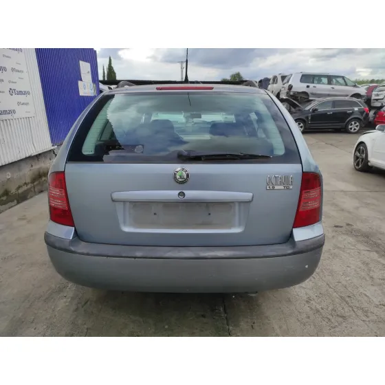 SKODA OCTAVIA COMBI (1U5) '2004 1.9 TDI GRIS