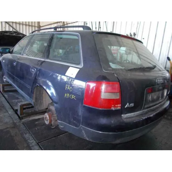 AUDI A6 AVANT (4B5) '2001 2.5 V6 24V TDI AZUL