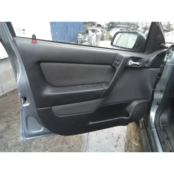 OPEL ASTRA G BERLINA '2003 1.6 16V PLATA