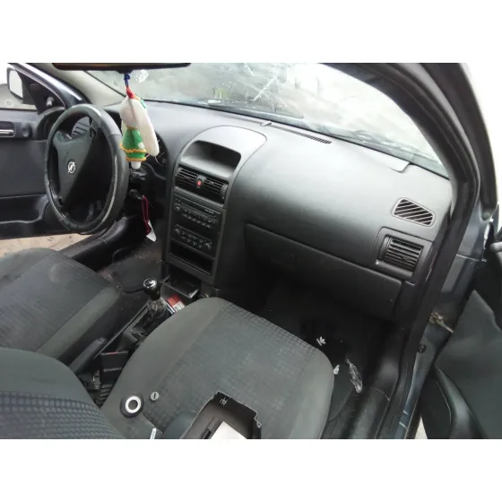 OPEL ASTRA G BERLINA '2003 1.6 16V PLATA