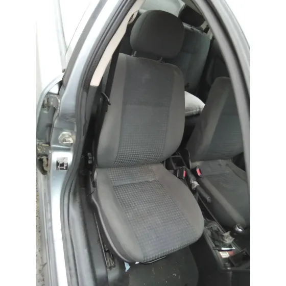 OPEL ASTRA G BERLINA '2003 1.6 16V PLATA