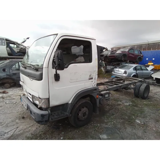 NISSAN CABSTAR TL35 '2003 TL35 BLANCO