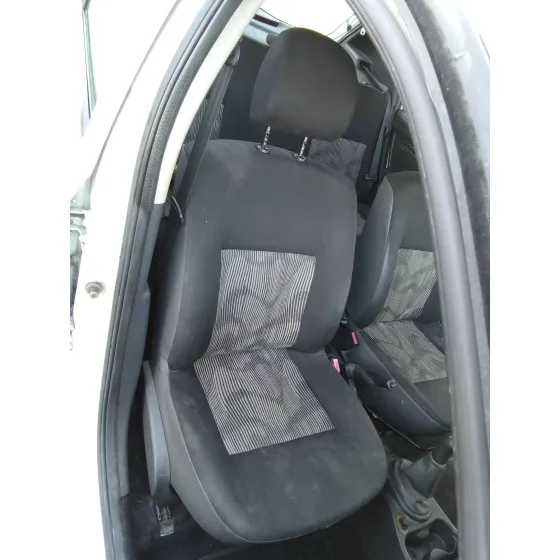 DACIA SANDERO '2010 1.5 DCI DIESEL CAT BLANCO