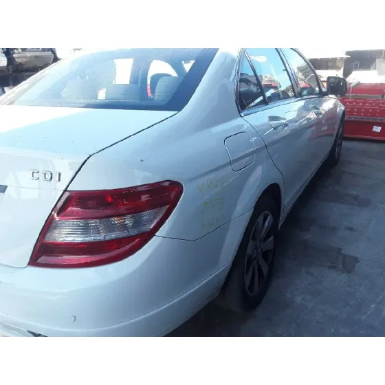 MERCEDES CLASE C (W204) BERLINA '2008 2.2 CDI CAT BLANCO