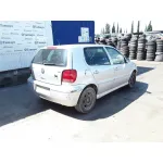 VOLKSWAGEN POLO BERLINA (6N2) VOLKSWAGEN POLO BERLINA (6N2) '2001 * PLATA 1999