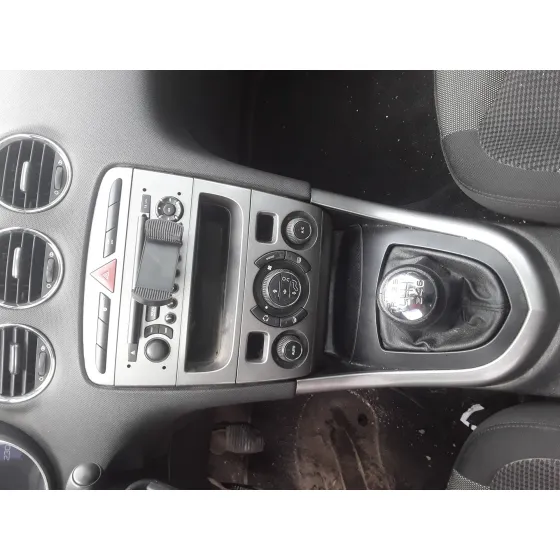 PEUGEOT 308 '2008 2.0 16V HDI FAP CAT (RHR / DW10BTED4) NEGRO