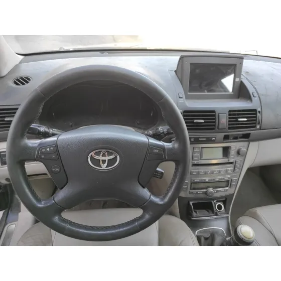 TOYOTA AVENSIS BERLINA (T25) '2006 2.2 D-4D CAT NEGRO