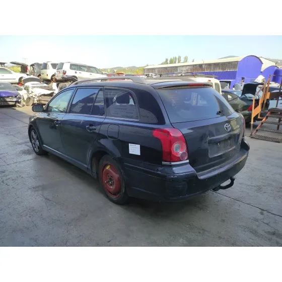 TOYOTA AVENSIS BERLINA (T25) '2006 2.2 D-4D CAT NEGRO