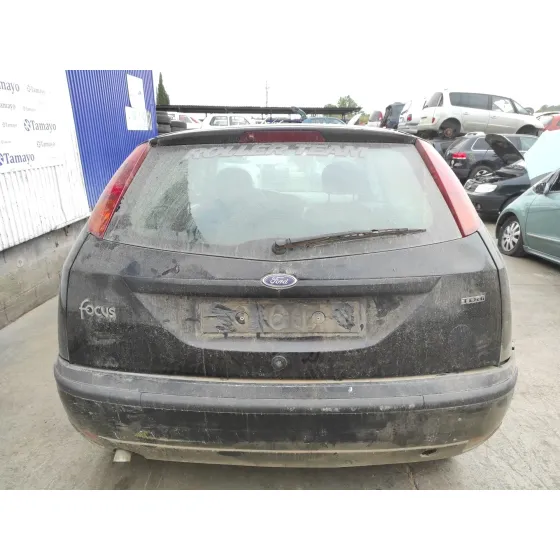 FORD FOCUS BERLINA (CAK) '2001 * NEGRO