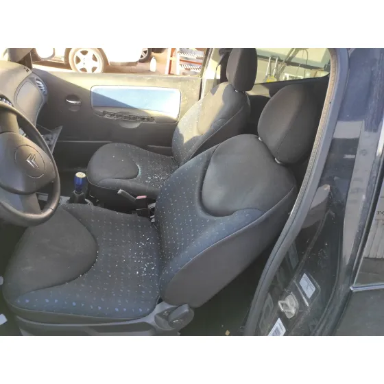 CITROEN C2 '2005 1.1 NEGRO