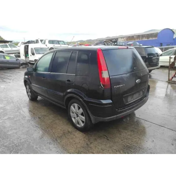 FORD FUSION (CBK) '2005 * NEGRO