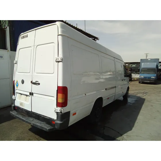 VOLKSWAGEN LT CAJA CERRADA / COMBI (MOD. 1997) '2003 2.5 TDI BLANCO
