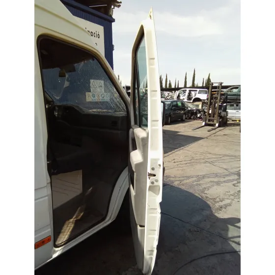 VOLKSWAGEN LT CAJA CERRADA / COMBI (MOD. 1997) '2003 2.5 TDI BLANCO