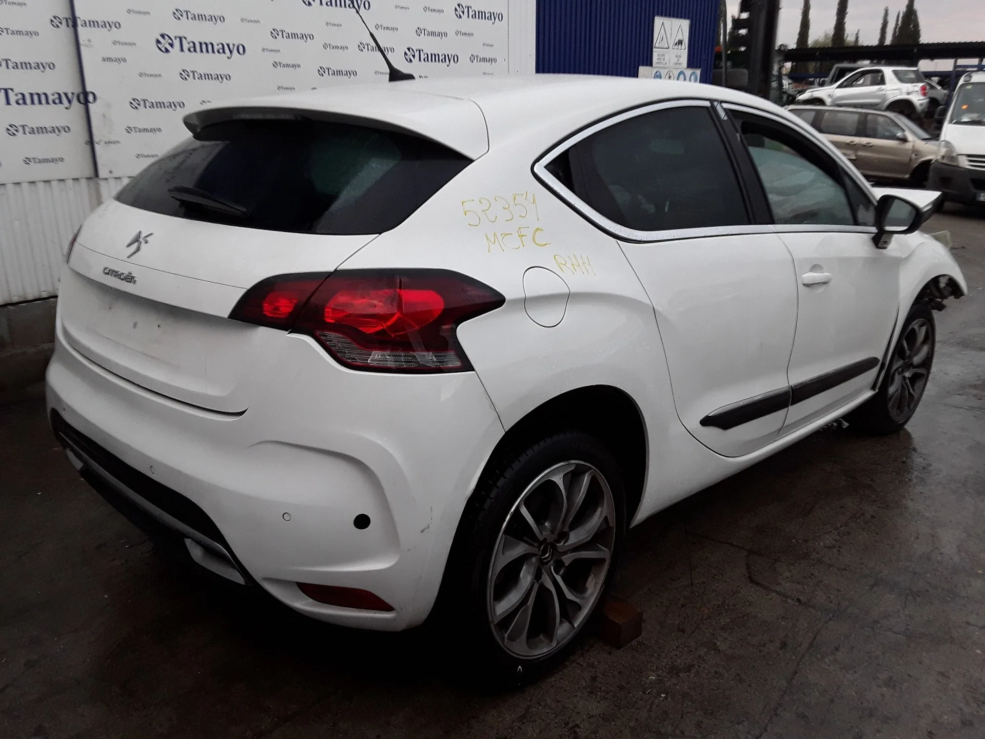 CITROEN DS4 '2011 2.0 HDI FAP BLANCO