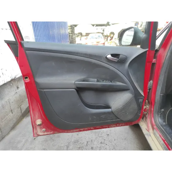 SEAT ALTEA (5P1) '2012 1.6 TDI ROJO
