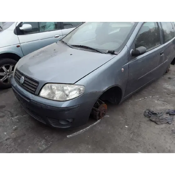 FIAT PUNTO BERLINA (188) '2003 1.2 CAT PLATA