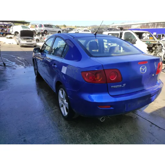 MAZDA 3 BERLINA (BK) '2004 2.0 16V CAT AZUL ELECTRICO