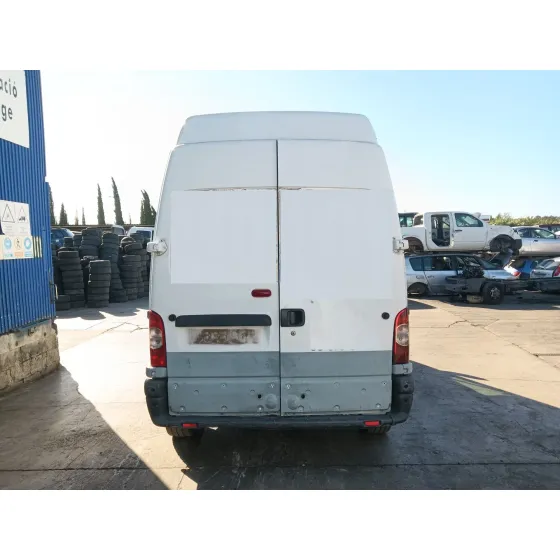 Nissan INTERSTAR FURGONETA (X70) 2002
