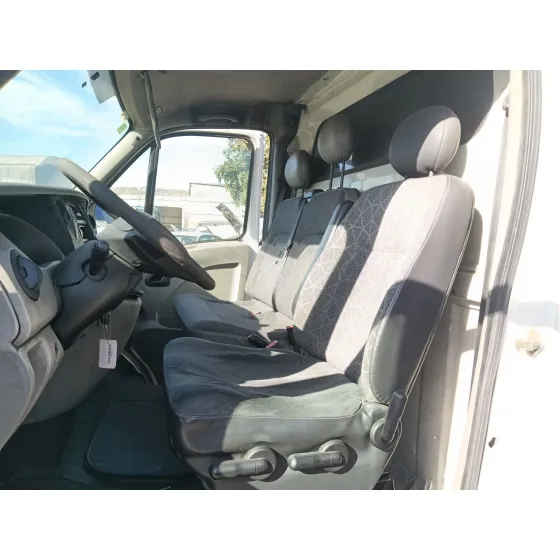 Nissan INTERSTAR FURGONETA (X70) 2002