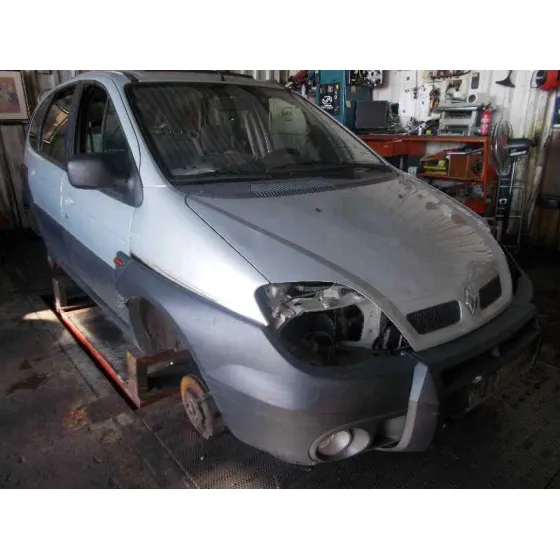 RENAULT SCENIC RX4 (JA0) '2001 2.0 16V PLATA
