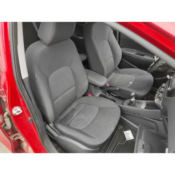 KIA RIO '2017 1.2 CAT ROJO