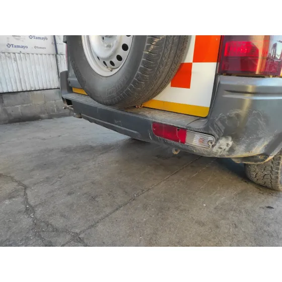 MITSUBISHI MONTERO (V60/V70) '2006 2.5 TD CAT BLANCO I NARANJA