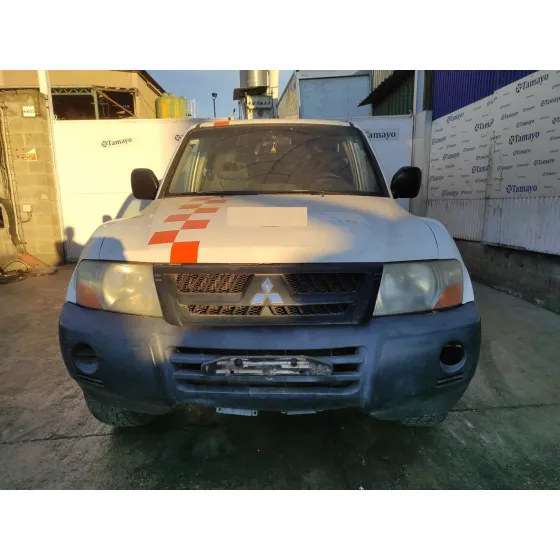 MITSUBISHI MONTERO (V60/V70) '2006 2.5 TD CAT BLANCO I NARANJA