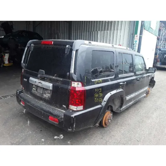 CHRYSLER JEEP COMMANDER '2006 3.0 V6 CRD LIMITED NEGRO