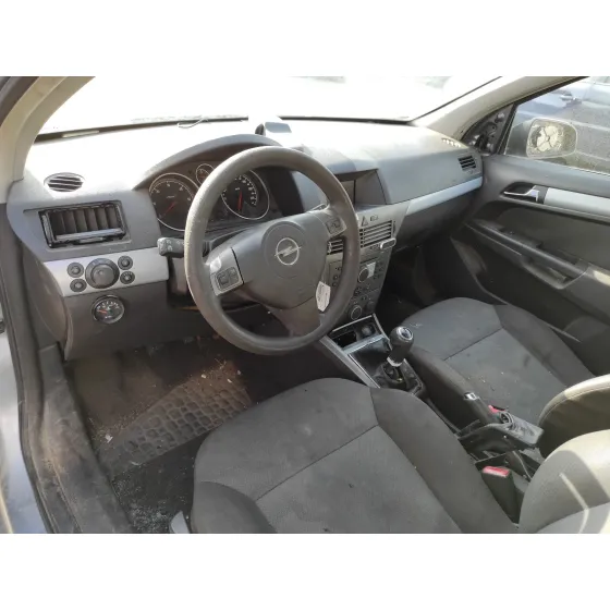 OPEL ASTRA H BERLINA '2005 1.7 16V CDTI GRIS