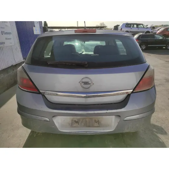 OPEL ASTRA H BERLINA '2005 1.7 16V CDTI GRIS