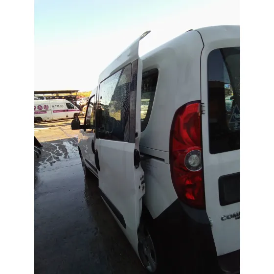 OPEL COMBO D '2012 1.6 16V CDTI BLANCO