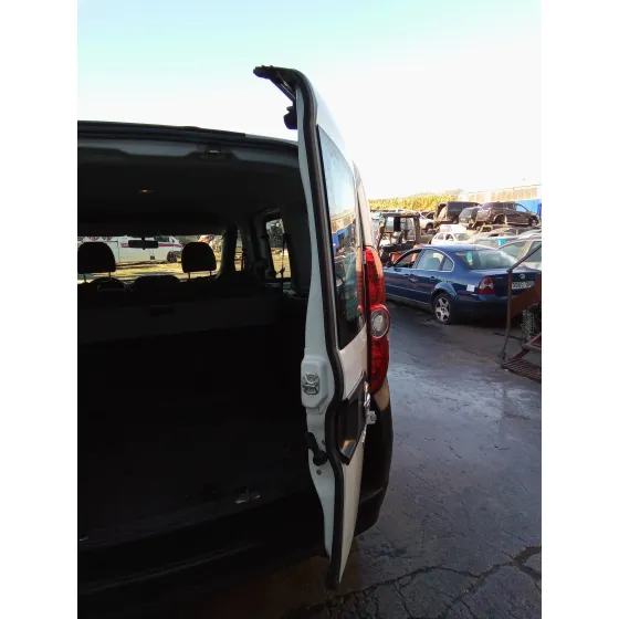 OPEL COMBO D '2012 1.6 16V CDTI BLANCO