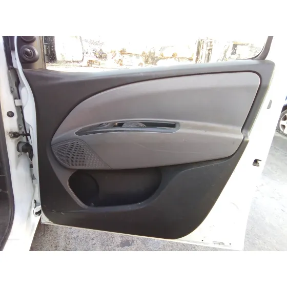 OPEL COMBO D '2012 1.6 16V CDTI BLANCO