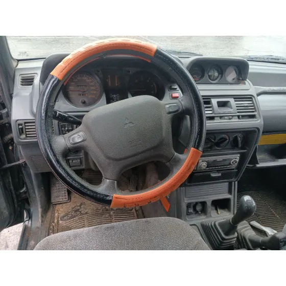 Mitsubishi MONTERO (V3_W, V2_W, V4_W, V5_W) 1994