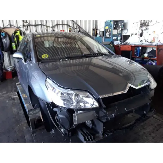 CITROEN C4 BERLINA '2006 1.6 16V HDI FAP GRIS