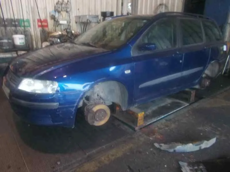 FIAT STILO MULTI WAGON (192) '2004 * AZUL