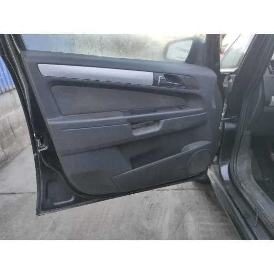 OPEL ZAFIRA B '2007 * NEGRO