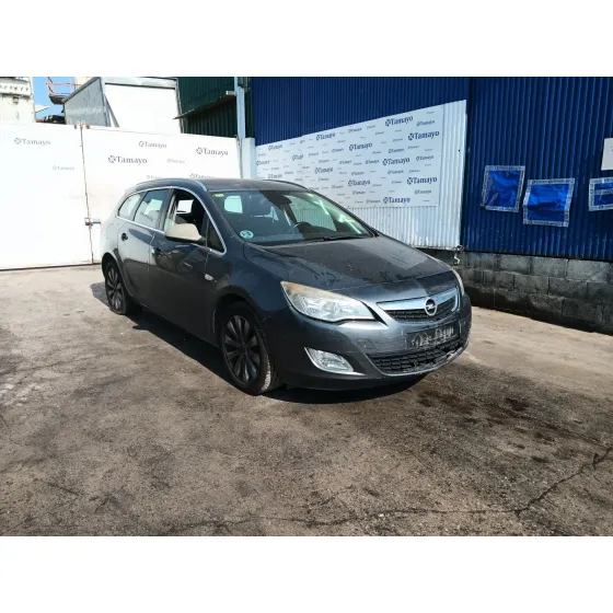 Opel ASTRA J SPORTS TOURER (P10) 2011