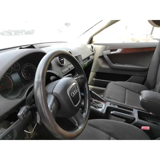 AUDI A3 SPORTBACK (8P) '2004 2.0 TDI BLANCO