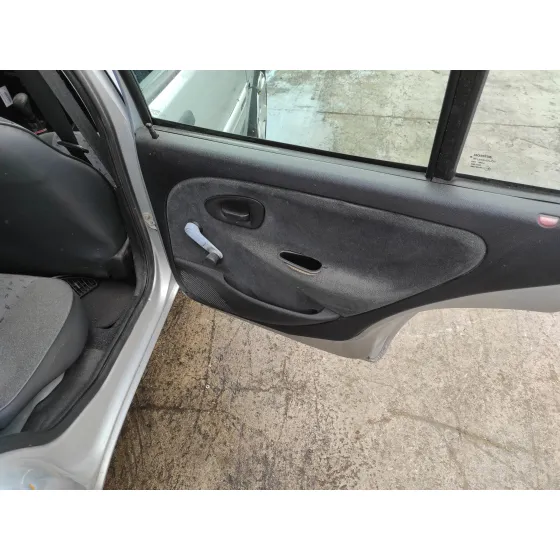 CITROEN SAXO '2002 1.4 PLATA