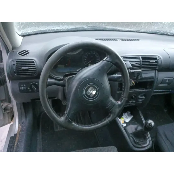 Seat LEON (1M1) 1999
